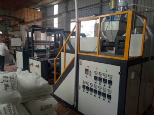 保護(hù)膜機(jī)04