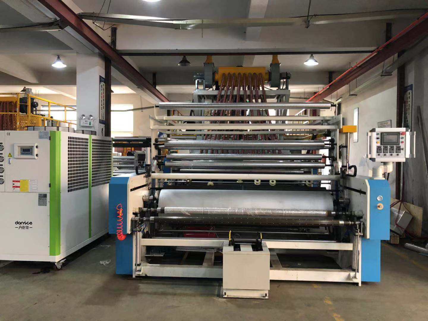 纏繞膜機(jī) (4)