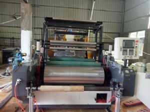 PE流延纏繞膜機(jī)保鮮膜機(jī)-全自動(dòng)拉伸纏繞膜機(jī)纏繞膜機(jī)器