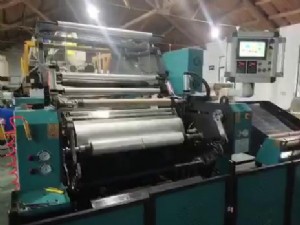 溫州纏繞膜機專業(yè)制造商利盛機械